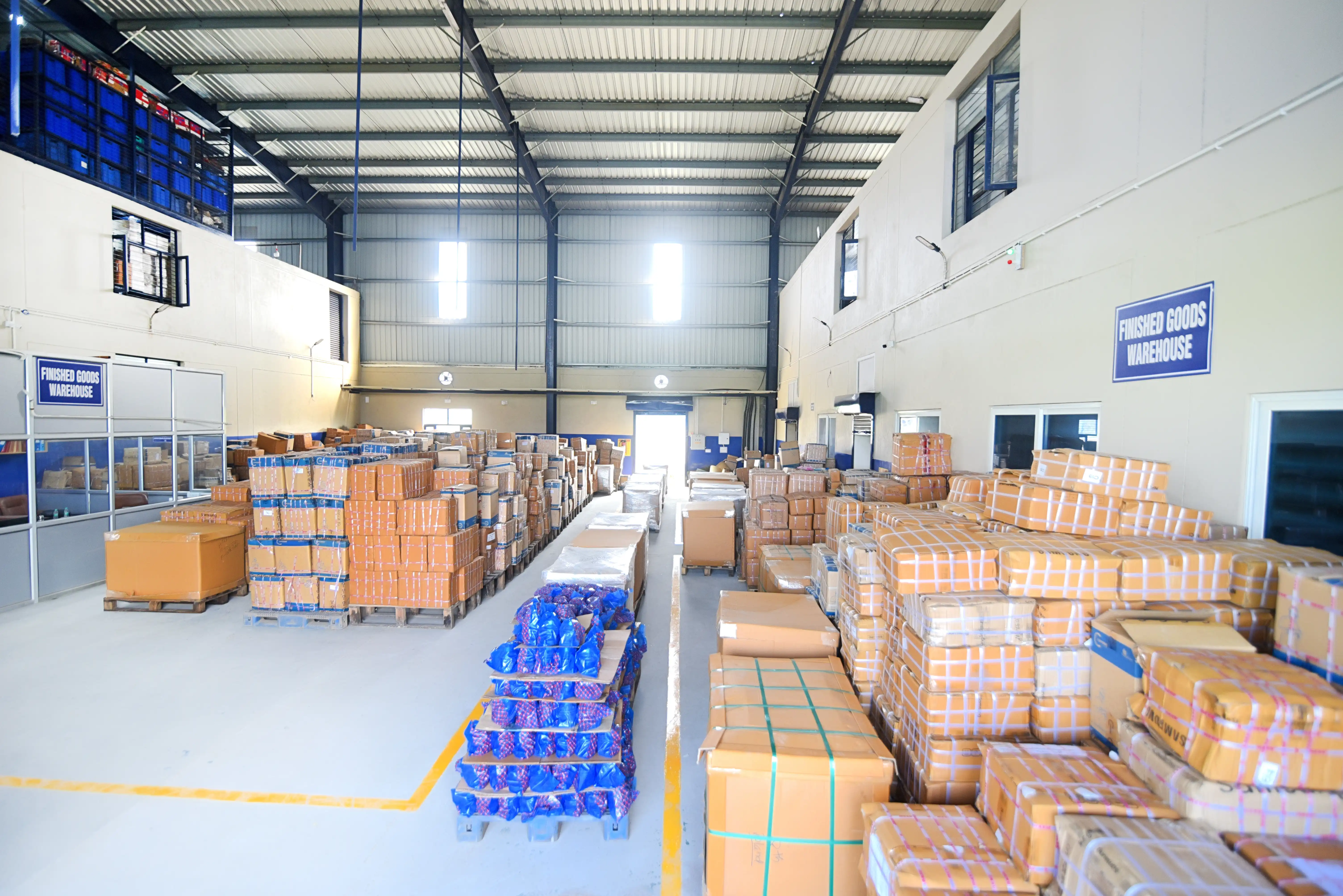 WAREHOUSE.webp